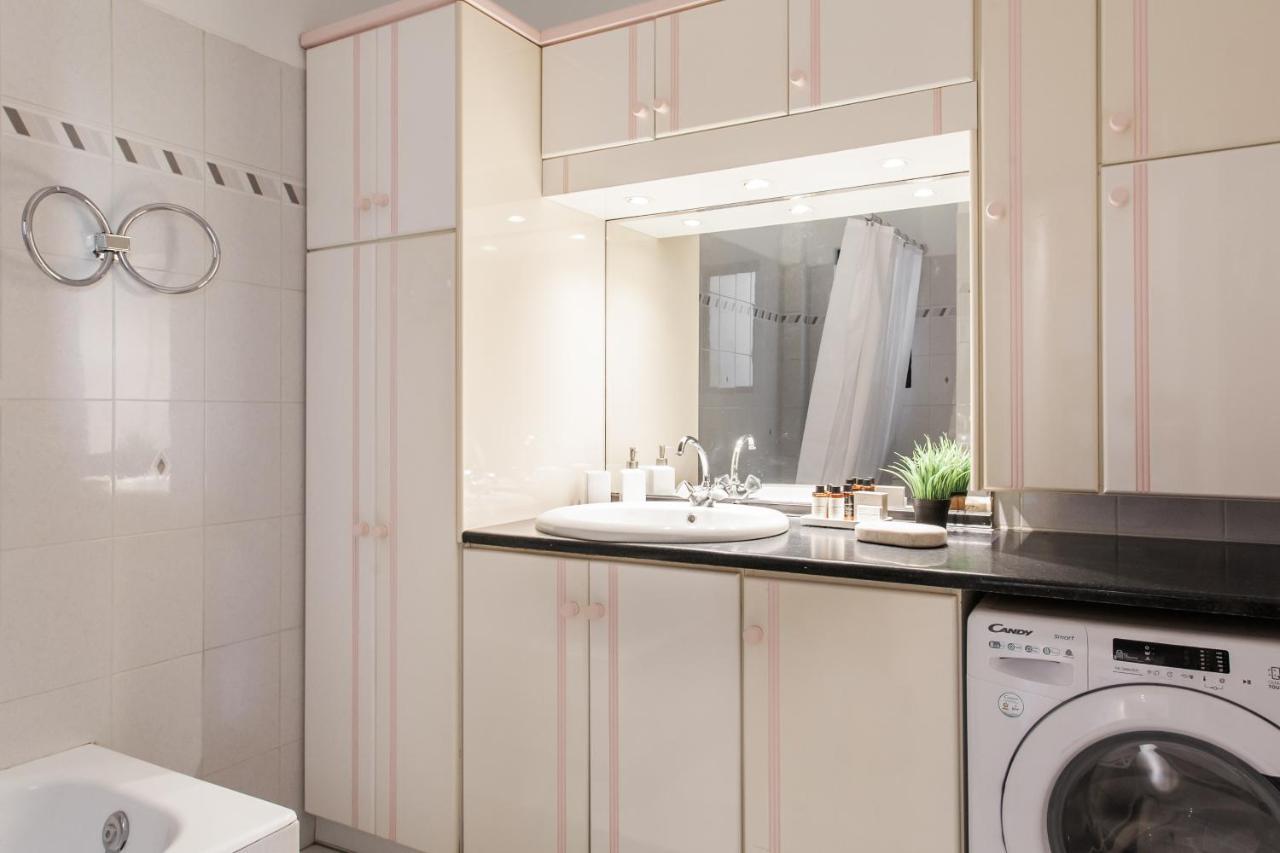 Signature 2Br Apartment In Marousi By Upstreet Athens Luaran gambar